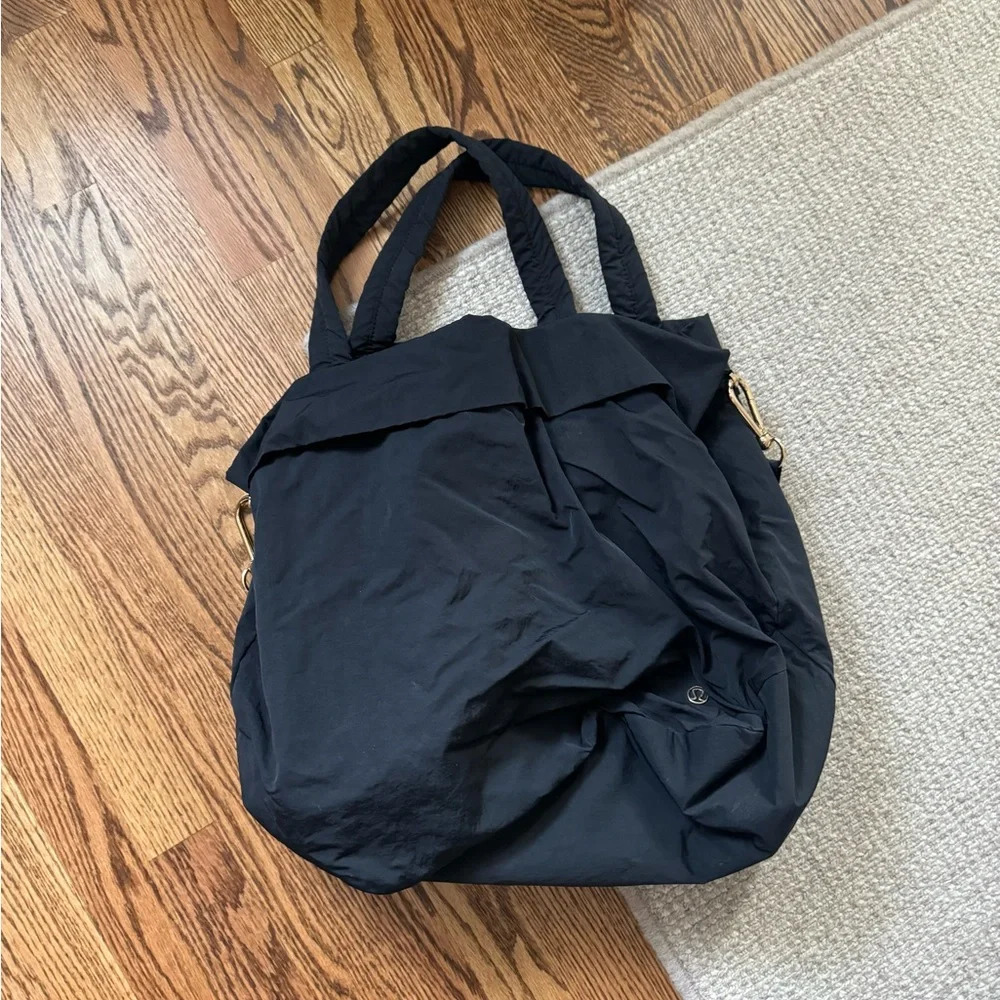 Lululemon On My Level Bag GOLD hardware dance edition